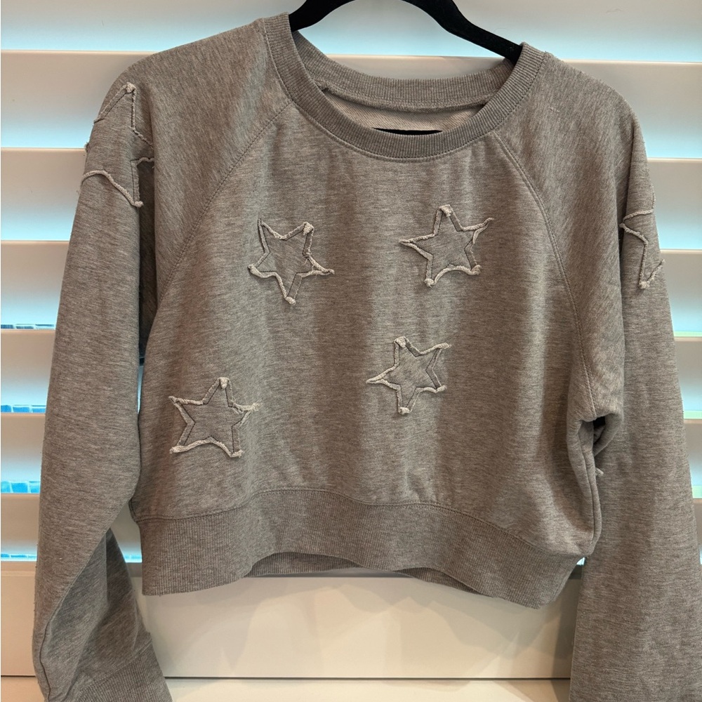Katie J NYC Gray Cropped Star Sweatshirt